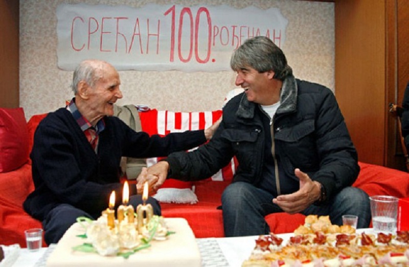 Умро најстарији навијач Звезде у 102. години живота